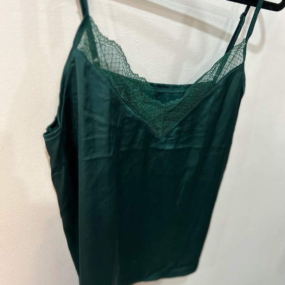 *3 for 15* Green Tanktop / Lace Top - Picture 4 of 5